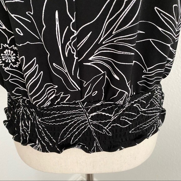 Ellen Tracy Floral Abstract Black White Pattern Sleeveless Rouche Sexy Size S - Picture 3 of 11